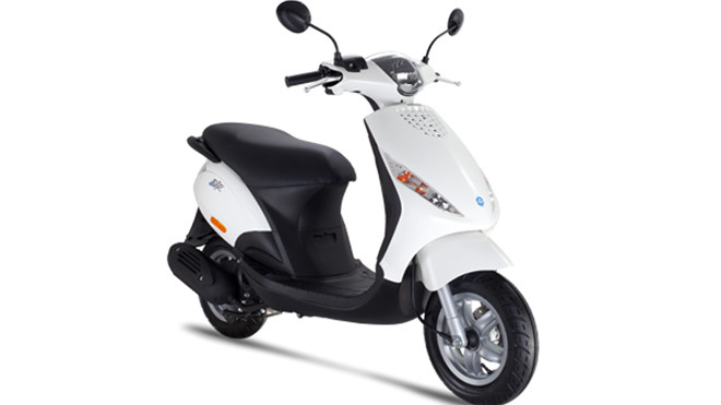 Xe Piaggio Zip màu trắng 2016 trị giá 36.900.000đ