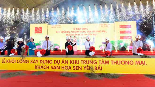 Dự án Khu Trung tâm thương mại, Khách sạn Hoa Sen Yên Bái được là dự án đầu tiên của Tập đoàn Hoa Sen sang lĩnh vực mới.