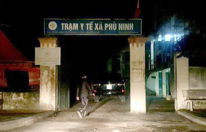 Bố của bệnh nhân thứ 17 đã tiếp xúc bao nhiêu người?