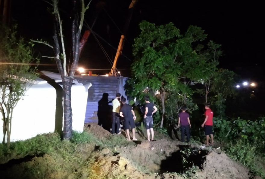 Danh tính 3 nạn nhân tử vong trong vụ xe limousine bị containe đè bẹp