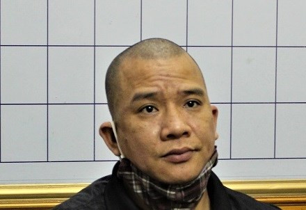 Phát hiện người đàn ông suốt 5 năm mang theo súng bên người