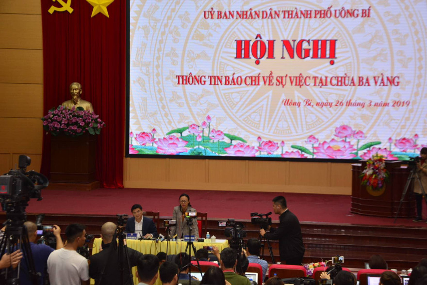 Những câu hỏi chưa có lời giải tại họp báo về trục vong ở chùa Ba Vàng