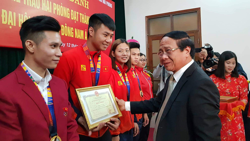 Hải Phòng 'mưa' tiền thưởng cho các VĐV đạt thành tích cao SEA Games 30