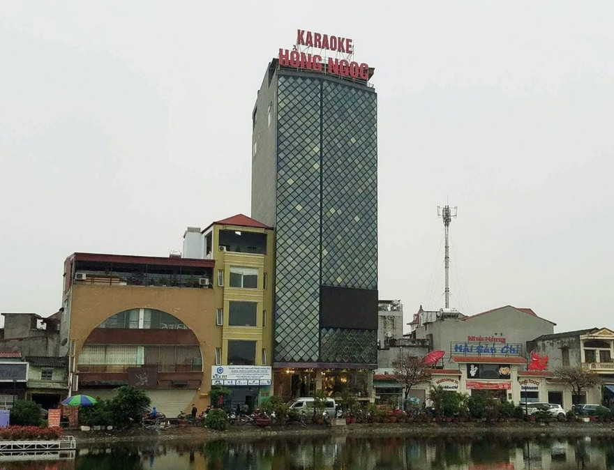 50 trinh sát đột kích 'động lắc', phát hiện hàng chục người phê thuốc