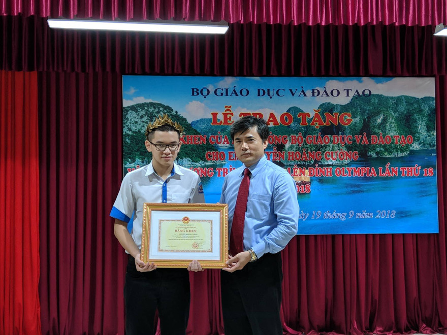 Bộ GD&ĐT tuyên dương nhà vô địch Olympia 2018