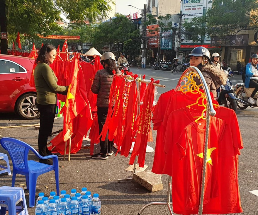 Hải Phòng rực đỏ cờ hoa trước trận chung kết