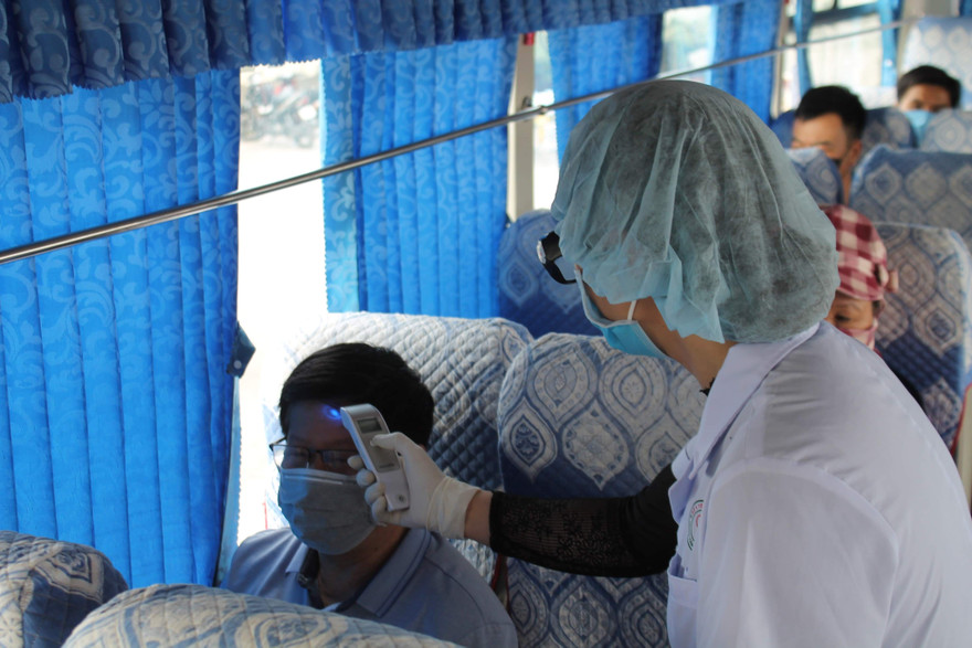 Ngày đầu hoạt động của 6 chốt đường bộ kiểm soát dịch COVID-19 ở Hải Phòng