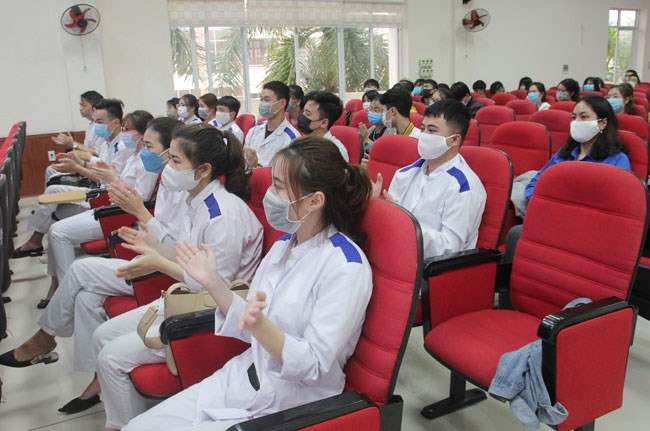 Hơn 2.000 giảng viên, sinh viên Hải Phòng tình nguyện tham gia chống Covid-19