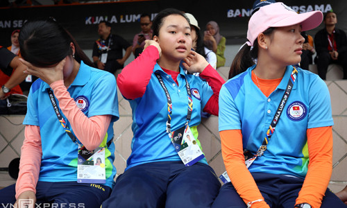 Các cung thủ nữ của Việt Nam tiếc nuối với cơ hội bị bỏ lỡ. Ảnh: Vnexpress