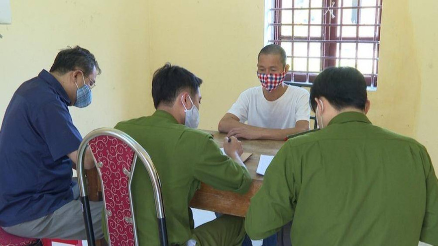 Đối tượng Bùi Như Thế tại cơ quan Công an.