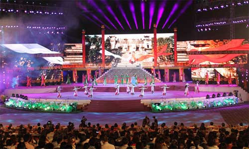 Đêm khai mạc Festival Huế thu hút hàng ngàn người tham dự