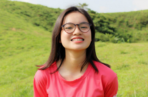 Trần Ngọc Minh giành học bổng từ 5 đại học lớn của Mỹ và Canada. Ảnh: NVCC