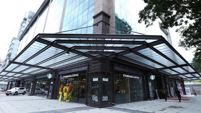 Nằm giữa tâm xanh Sài Gòn, Léman Luxury Apartments như một viên ngọc lấp lánh góp phần mang lại diện mạo mới cho khu vực