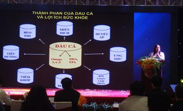 PGS-TS Trương Tuyết Mai - Phó Viện Trưởng Viện Dinh dưỡng Quốc gia trình bày công trình nghiên cứu khoa học Dầu cá Ranee & lợi ích cho sức khỏe