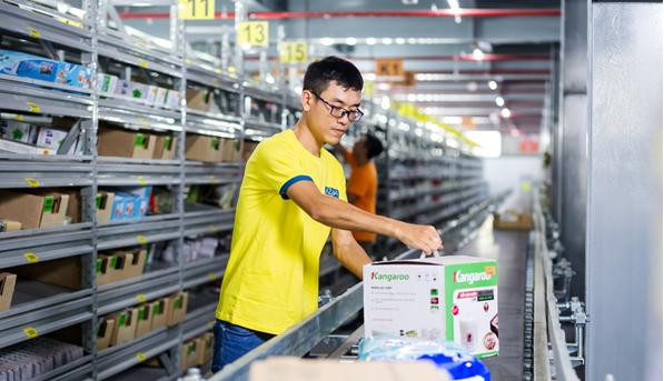 Giao hàng miễn phí, hài lòng “thượng đế” vùng xa