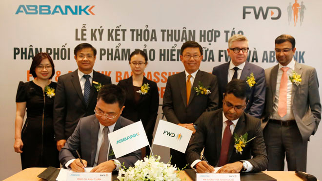 Lễ ký kết và ông Huỳnh Thanh Phong