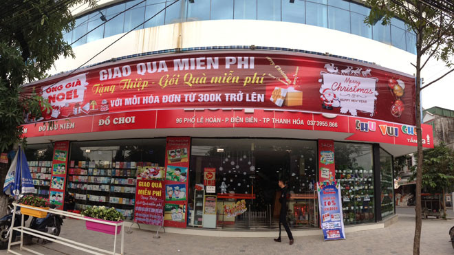 Ông già Noel bắt đầu hành trình trao yêu thương mùa giáng sinh 2015