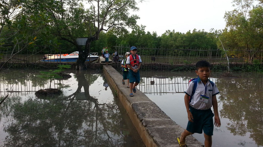 Ý tưởng trẻ thơ 2015 – Đóng góp 2,15 tỷ cho hoạt động khuyến học