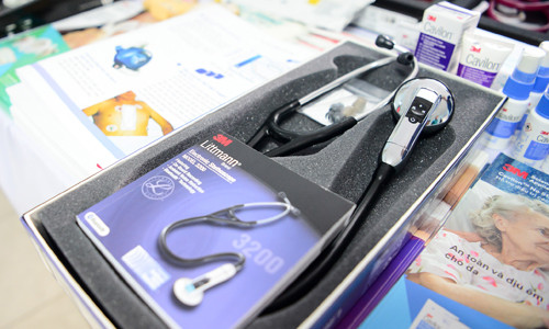 Thiết bị ống nghe tim Wifi do Viettel tài trợ