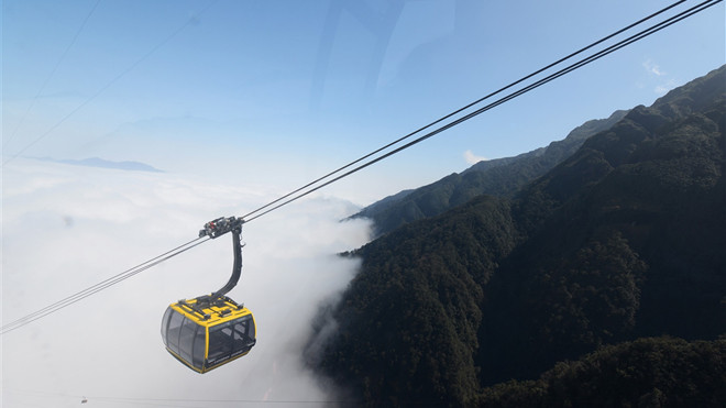 Fansipan Legend tổ chức Lễ hội khèn, hoa lần thứ nhất