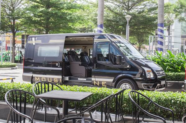 Những chuyến xe sang cho hành trình di chuyển thêm đặc biệt