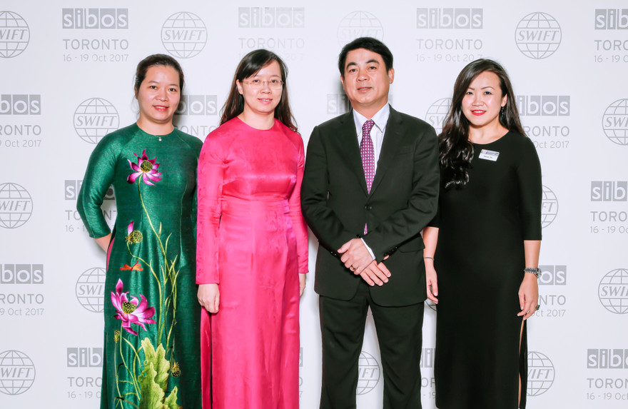 Chủ tịch HĐQT dẫn đầu đoàn đại biểu Vietcombank tham dự Sibos 2017 