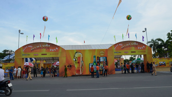 Tưng bừng lễ hội bia Hà Nội tại Quảng Ninh 