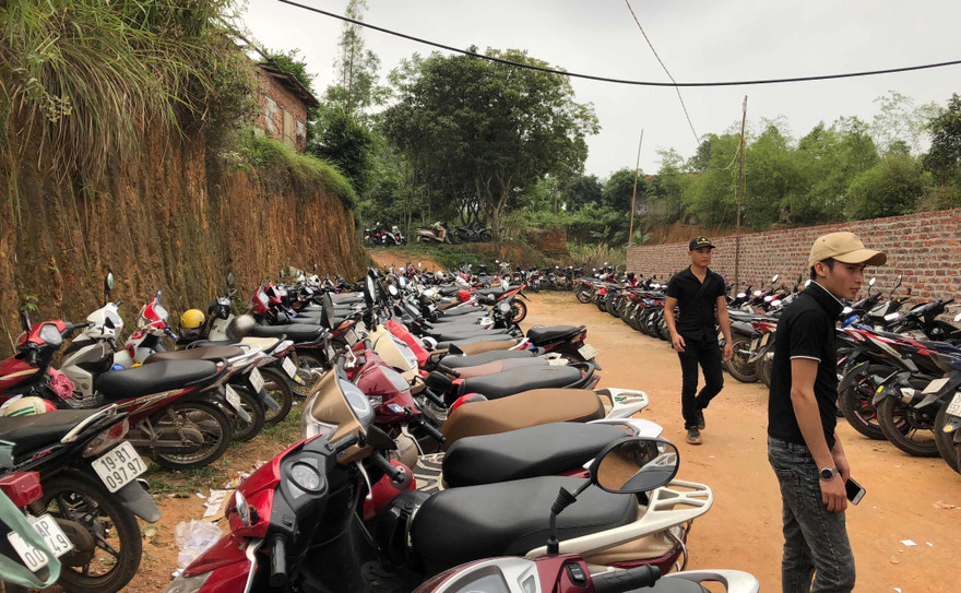 Những bãi xe tự phát, chặt chém ở Đền Hùng sẽ được chấn chỉnh, xử lý.