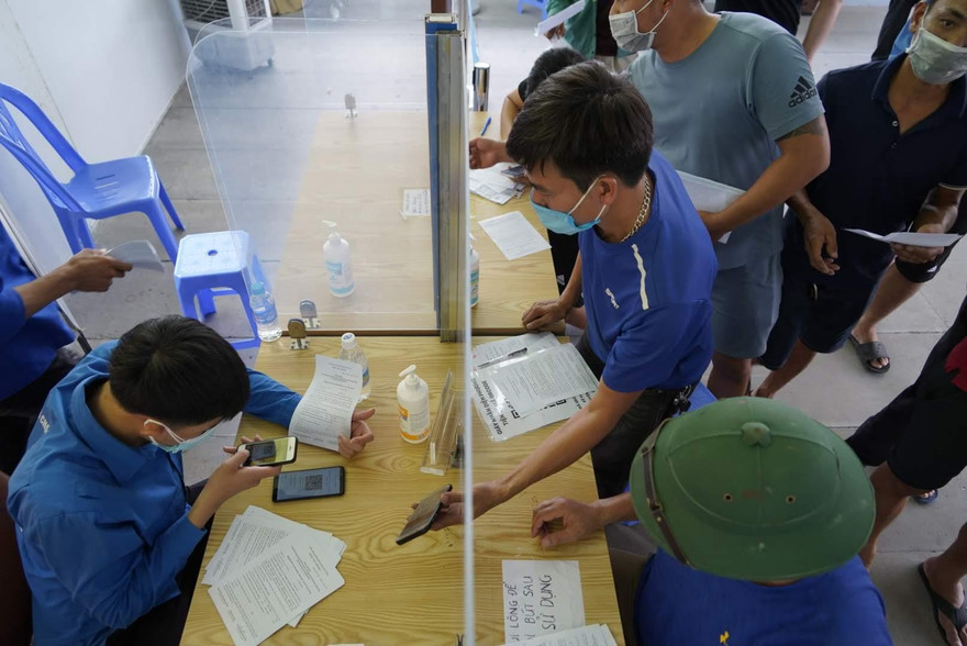 Quảng Ninh: Phát hiện ca F0 trong 8 người về từ miền Nam