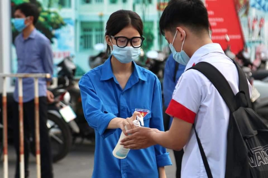 Gần 14 nghìn sĩ tử Quảng Ninh 'lều chõng' mùa dịch