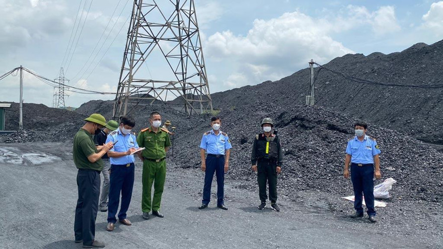 Khởi tố thêm nhiều đối tượng trong đường dây than lậu của đại gia lan var đất mỏ