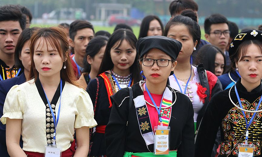 Sinh viên dân tộc thiểu số đang theo học tại các trường Đại học, Cao đẳng có tăng nhưng tỉ lệ vẫn còn thấp so với mặt bằng chung.