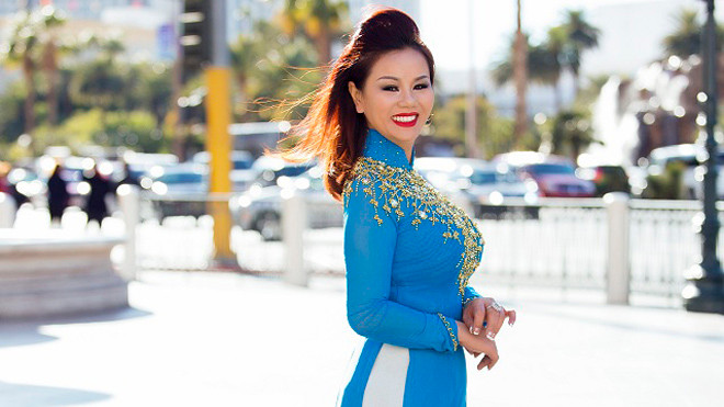 Vẻ rạng rỡ, khả ái của vị "Hoa hậu có khuôn mặt đẹp nhất" cuộc thi "Hoa hậu Phụ nữ người Việt Thế giới 2016"