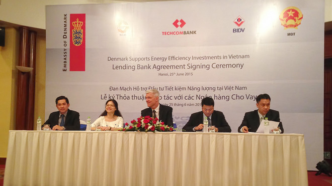 Techcombank đẩy mạnh hỗ trợ các sáng kiến sử dụng năng lượng hiệu quả 