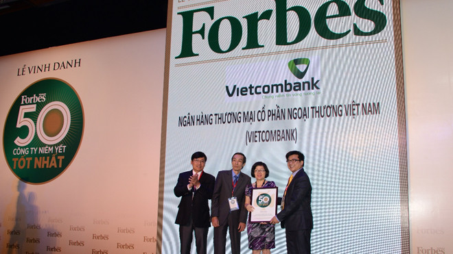 Lễ vinh danh 50 công ty niêm yết tốt nhất Việt Nam của Tạp chí Forbes (năm 2014).