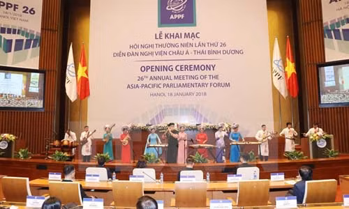 Chương trình nghệ thuật chào mừng Lễ khai mạc Hội nghị Thường niên lần thứ 26 Diễn đàn Nghị viện châu Á-Thái Bình Dương (APPF-26). (Ảnh: Trọng Đức/TTXVN)