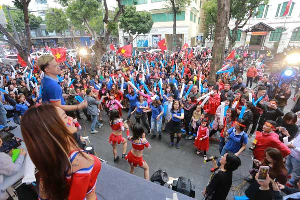 Ngân hàng Quốc dân NCB tiếp lửa cho U23 Việt Nam giành cúp vô địch