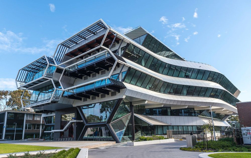 Mở màn 2018 hoành tráng với học bổng Đại học Monash