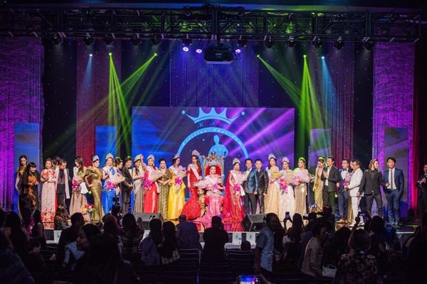  Vóc dáng chuẩn mẫu Jaclynn Châu Nguyễn đoạt danh hiệu Hoa hậu Mrs supermodel 