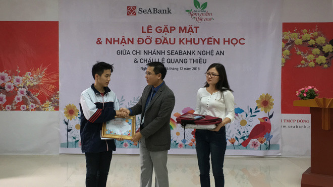 Quỹ khuyến học của SeABank tiếp tục hỗ trợ học phí cho 21 trẻ em nghèo 