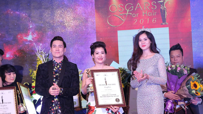 NTM Vũ Nga đăng quang trong đêm vinh danh các NTM tóc xuất sắcViệt Nam