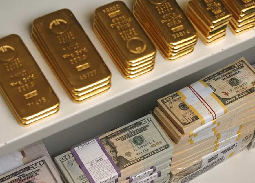 Giá vàng và USD bất ngờ tăng cao. ảnh minh hoạ 