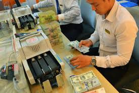 Vì sao mặt bằng lãi suất thị trường xu hướng giảm ?. ảnh minh hoạ 