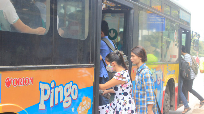 Phần mềm đi xe buýt bằng thiết bị di động đang khiến cho việc đi xe buýt dễ dàng, hấp dẫn hơn.