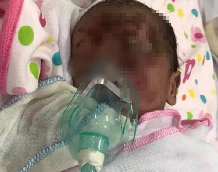 Bé trai sơ sinh bị bỏ rơi tại Yên Bái.