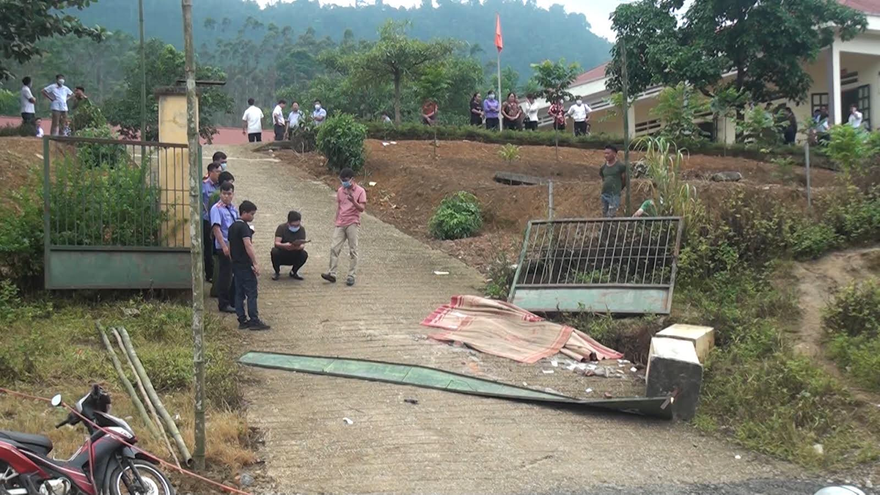 Hiện trường vụ tai nạn thương tâm.