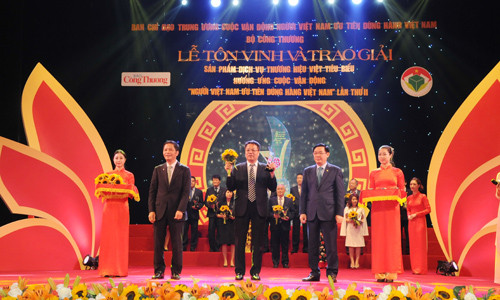 PV GAS lọt 'Top 10 Doanh nghiệp có Dịch vụ Thương hiệu Việt xuất sắc'