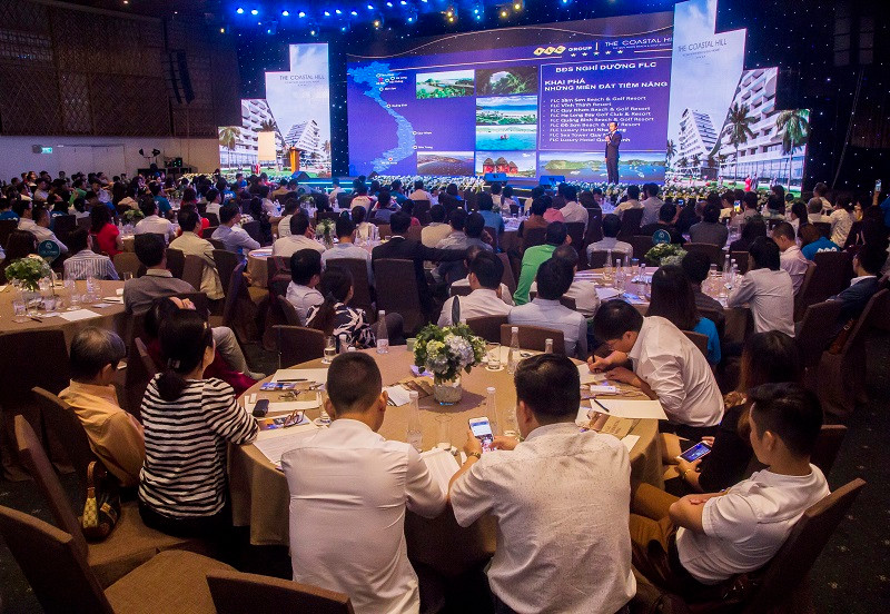 Khách hàng tham gia đăng ký dự án The Coastal Hill