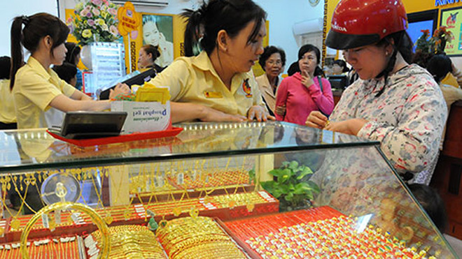 Giá vàng hôm nay 19/9: Tăng nhẹ, chờ Mỹ nâng lãi suất