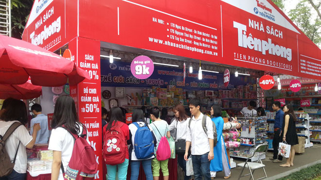 Nhà sách Tiền Phong tham gia Hội sách mùa thu 2016.